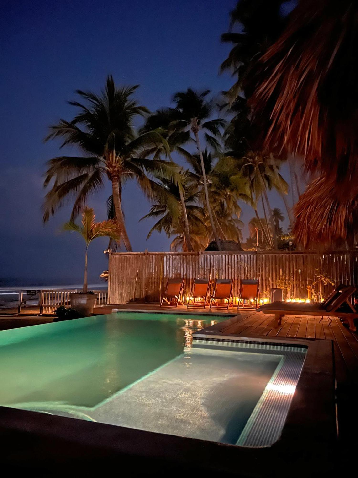 Almare Zonte - Beachfront Glamping Hotel El Zonte Extérieur photo