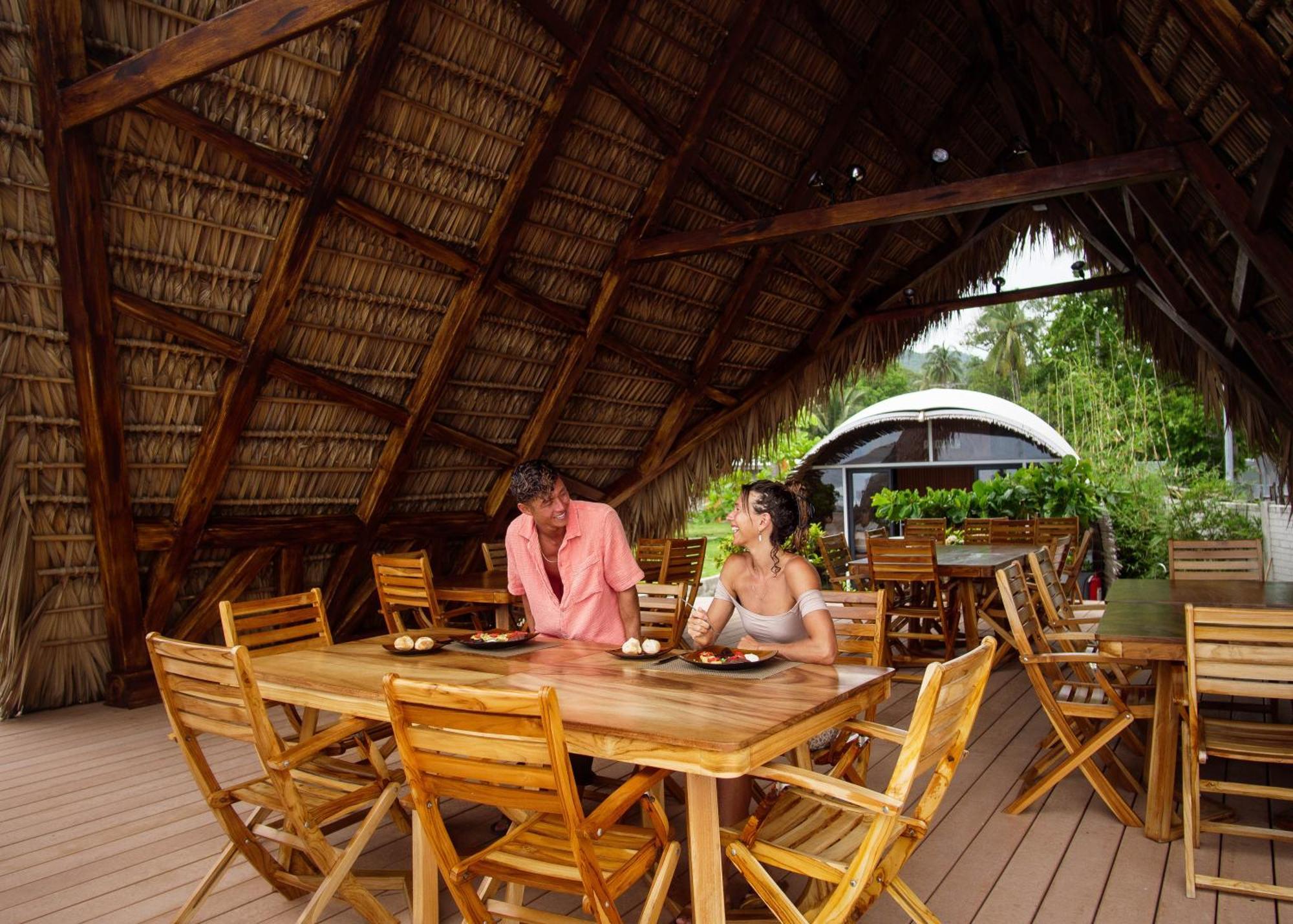 Almare Zonte - Beachfront Glamping Hotel El Zonte Extérieur photo